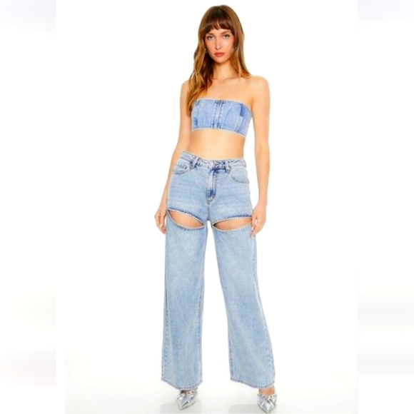 Forever 21 NWTs Bratz x F21 Rhinestone Wide-Leg Cutout Jeans - Picture 2 of 9